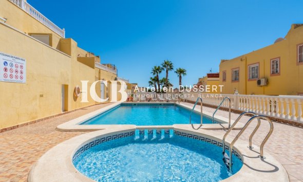 Revente - Maison mitoyenne -
Orihuela Costa - Las Filipinas
