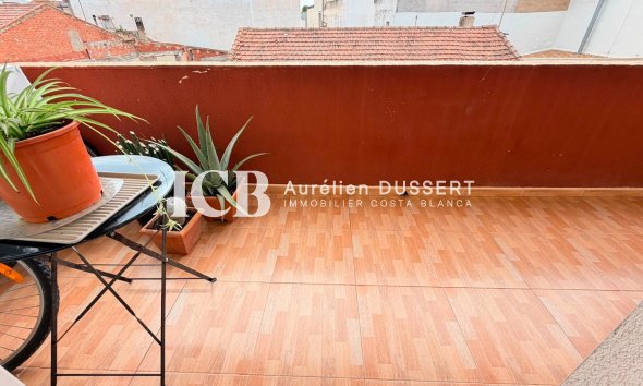 Revente - Appartement -
Los Montesinos