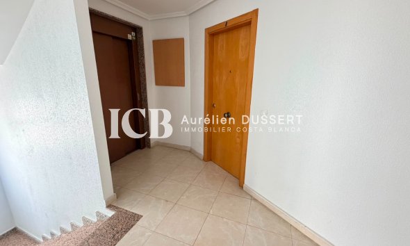 Revente - Appartement -
Los Montesinos