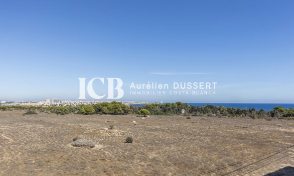 Revente - Appartement -
Punta Prima - Torrevieja