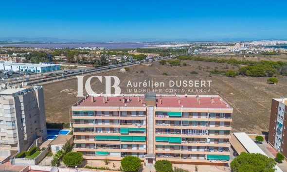 Revente - Appartement -
Punta Prima - Torrevieja