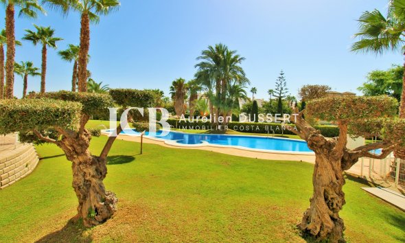Revente - Appartement -
Orihuela Costa - Villamartín