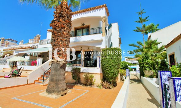 Revente - Appartement -
Orihuela Costa - Villamartín