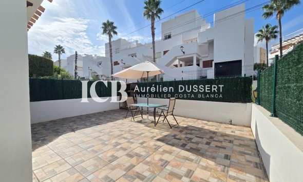 Revente - Maison mitoyenne -
Orihuela Costa - Los Dolses