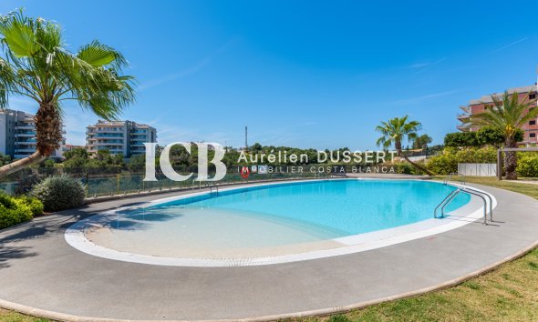 Revente - Appartement -
Orihuela Costa - El Barranco