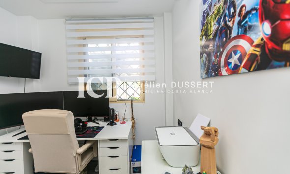 Resale - Townhouse -
Mil Palmeras