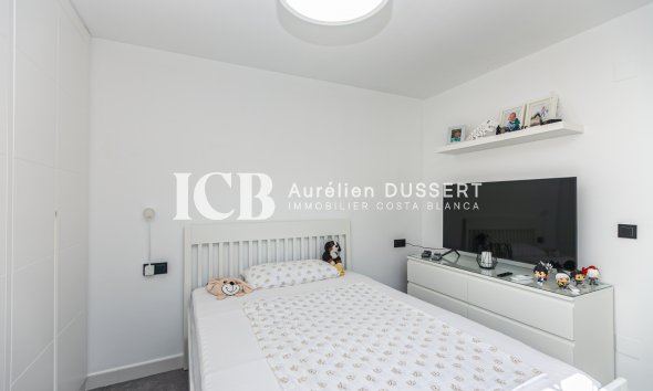Resale - Townhouse -
Mil Palmeras