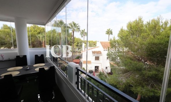 Revente - Appartement -
Orihuela Costa - Villamartín
