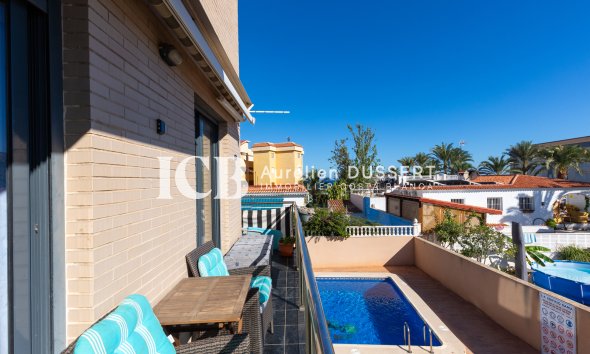 Revente - Appartement -
Punta Prima - Torrevieja