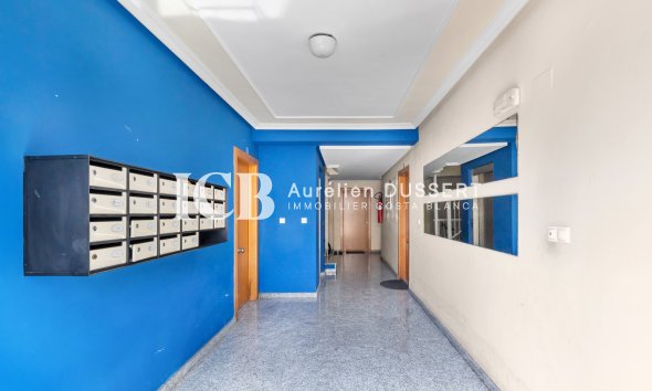 Revente - Appartement -
Punta Prima - Torrevieja