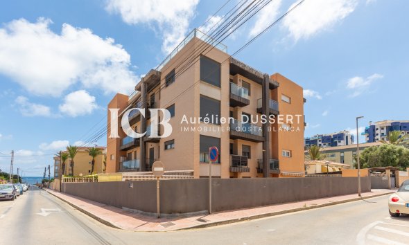 Revente - Appartement -
Punta Prima - Torrevieja