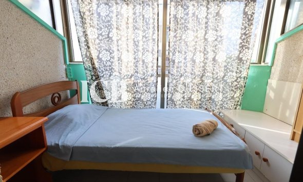 Resale - Apartment / flat -
Torrevieja - La Siesta - El Salado - Torreta