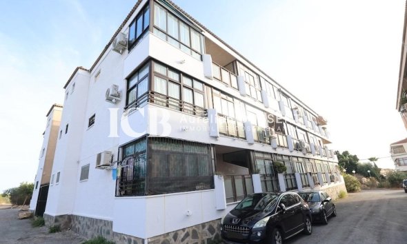 Resale - Apartment / flat -
Torrevieja - La Siesta - El Salado - Torreta