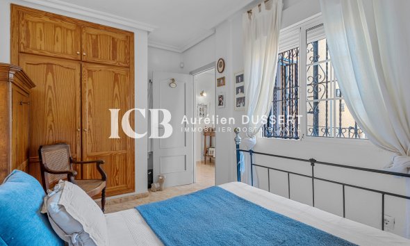 Revente - Maison mitoyenne -
Orihuela Costa - Villamartín