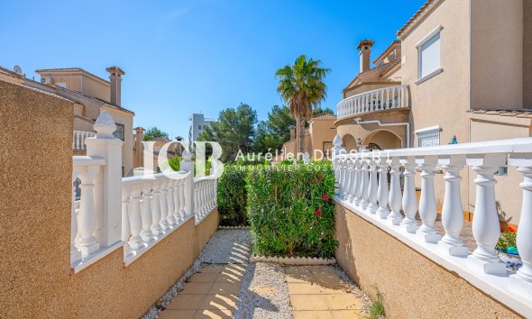 Revente - Maison mitoyenne -
Orihuela Costa - Villamartín