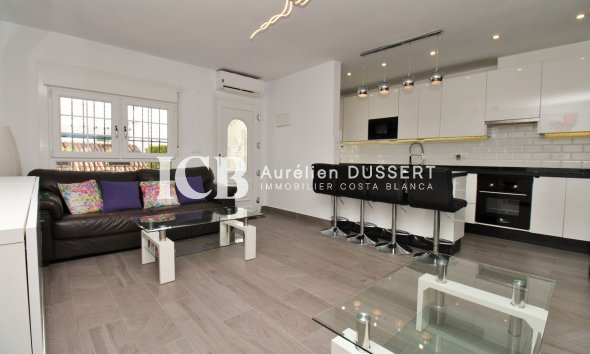 Revente - Maison mitoyenne -
Orihuela Costa - Villamartín