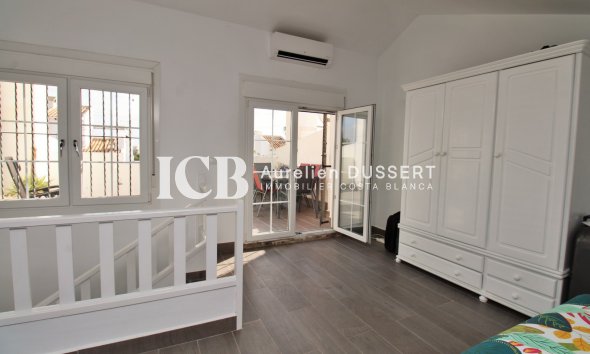 Revente - Maison mitoyenne -
Orihuela Costa - Villamartín
