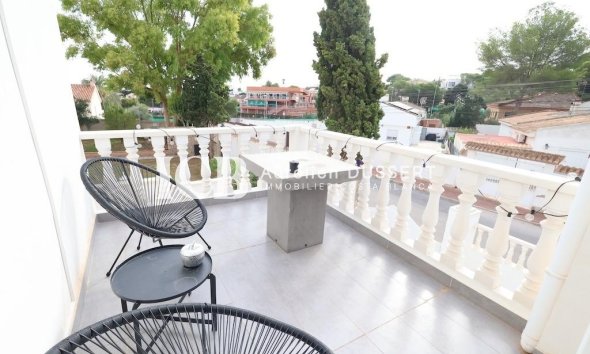 Revente - Maison individuelle -
Los Balcones - Torrevieja
