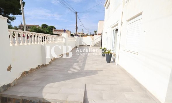 Revente - Maison individuelle -
Los Balcones - Torrevieja