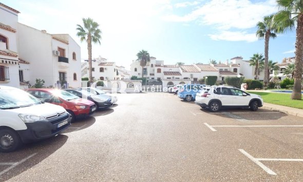 Revente - Maison mitoyenne -
Orihuela Costa - Villamartín