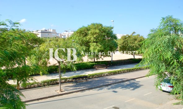 Resale - Apartment / flat -
Mil Palmeras