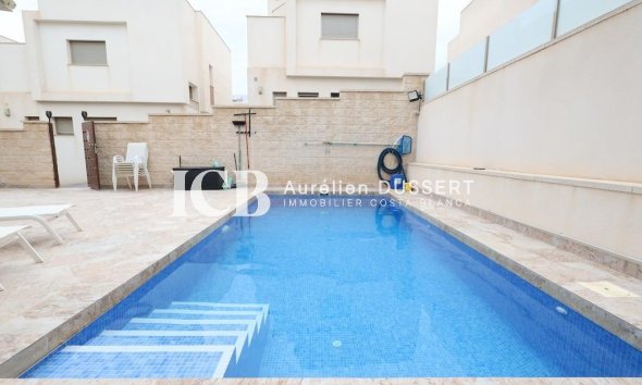 Revente - Villa -
Orihuela Costa - Villamartín