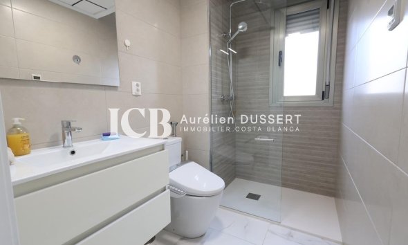 Revente - Villa -
Orihuela Costa - Villamartín