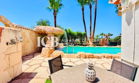 Revente - Villa -
Daya Vieja