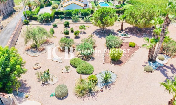 Revente - Villa -
Daya Vieja