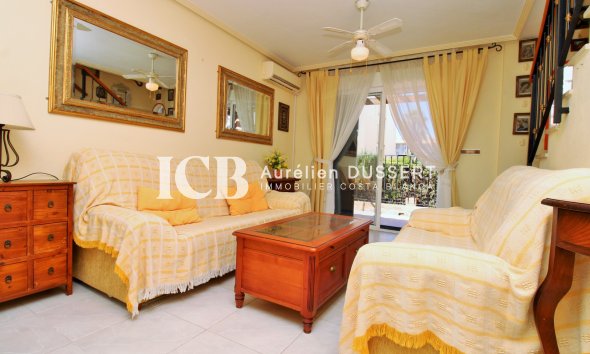 Reventa - Apartamento / piso -
Orihuela Costa - Playa Flamenca