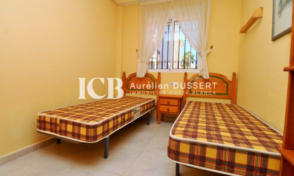 Reventa - Apartamento / piso -
Orihuela Costa - Playa Flamenca