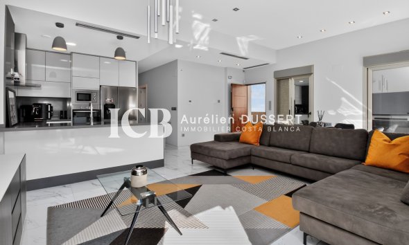 Revente - Villa -
Orihuela Costa - Villamartín