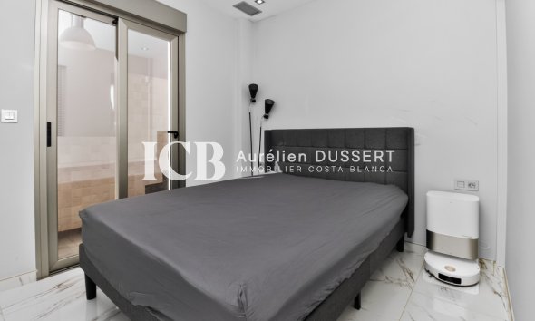 Revente - Villa -
Orihuela Costa - Villamartín