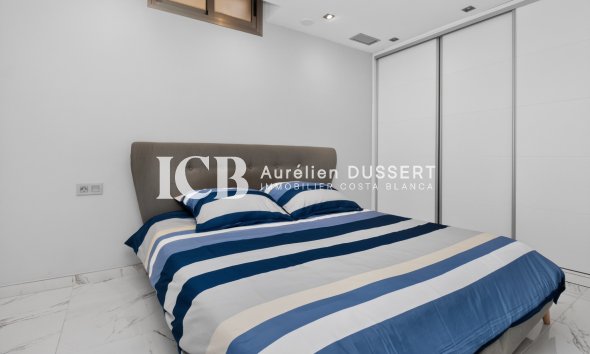 Revente - Villa -
Orihuela Costa - Villamartín
