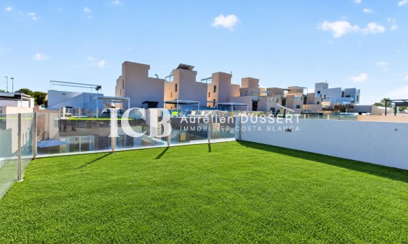 Revente - Villa -
Orihuela Costa - Villamartín