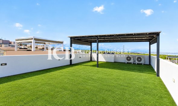 Revente - Villa -
Orihuela Costa - Villamartín