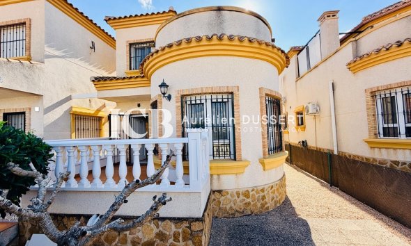 Resale - Detached house -
Los Montesinos - La Herrada