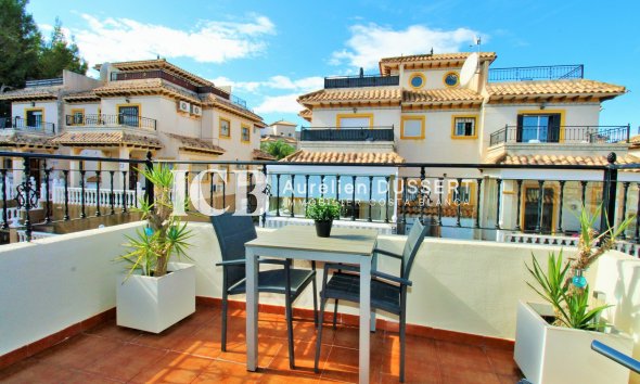 Reventa - Adosado -
Orihuela Costa - Villamartín