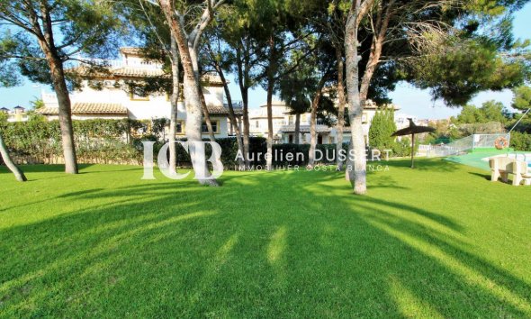 Reventa - Adosado -
Orihuela Costa - Villamartín