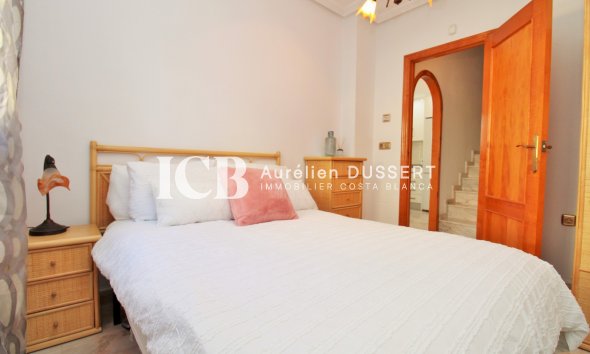 Revente - Maison mitoyenne -
Orihuela Costa - Villamartín