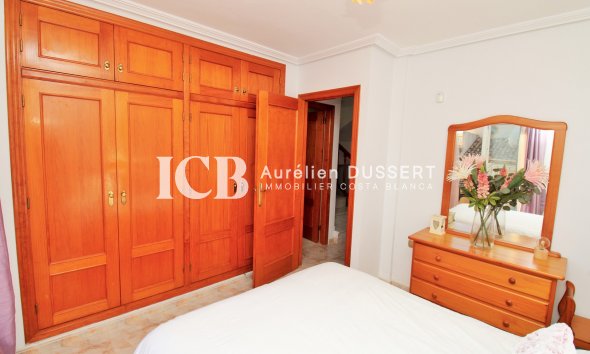 Revente - Maison mitoyenne -
Orihuela Costa - Villamartín
