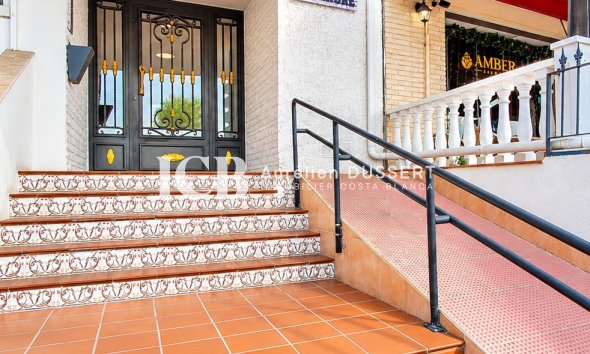 Revente - Apartment / Duplex -
Torrevieja - Playa de los Locos