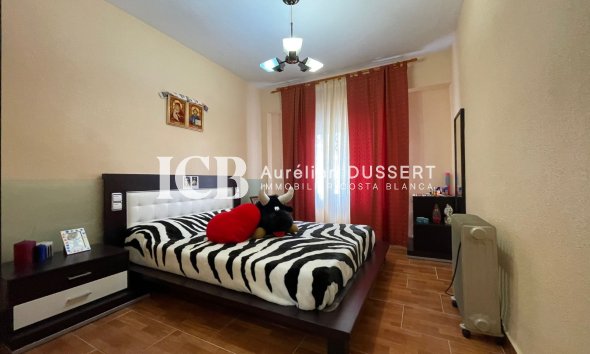 Resale - Apartment / flat -
Torrevieja - Punta prima