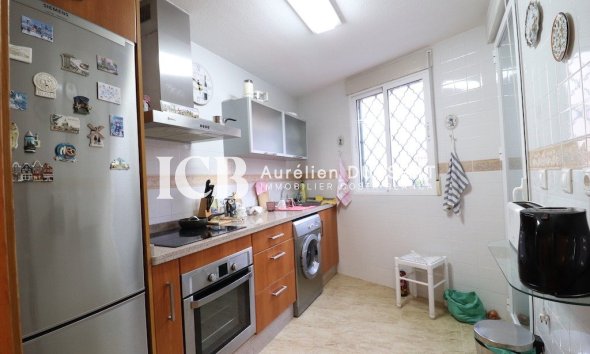 Resale - Apartment / flat -
Orihuela Costa - Campoamor